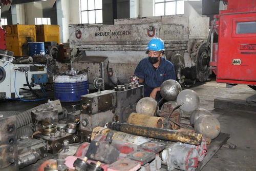 塔山煤礦公司 修舊利廢，舊機動車變“金礦”